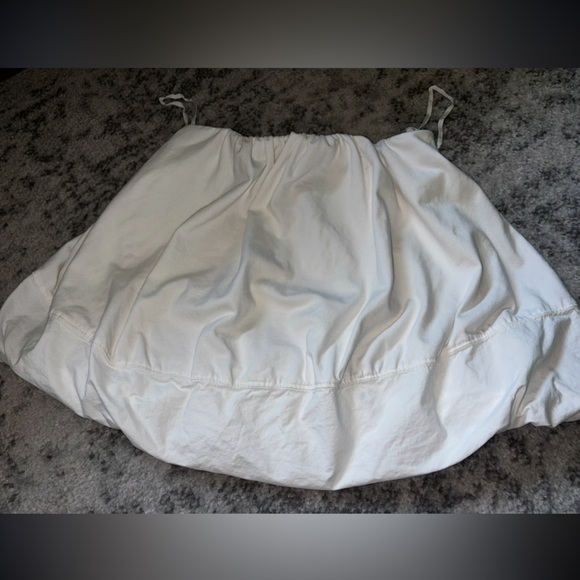 Maeve by Anthropologie White Puffball top Size XXS - Picture 2 of 4